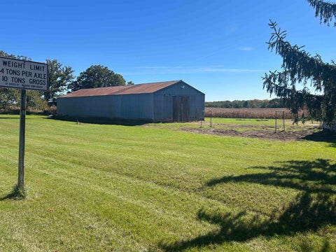 Photo of N2184 County Rd E Road, Redgranite, WI 54970 (MLS # 2034245)
