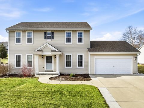 Photo of 706 Bridlewood Lane, Watertown, WI 53094 (MLS # 2014660)