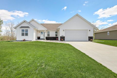 Photo of 320 Beech Road, Waterloo, WI 53594 (MLS # 2022033)