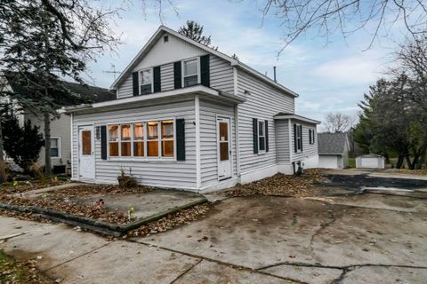 Photo of 230 N Watertown Street, Johnson Creek, WI 53038 (MLS # 2013138)