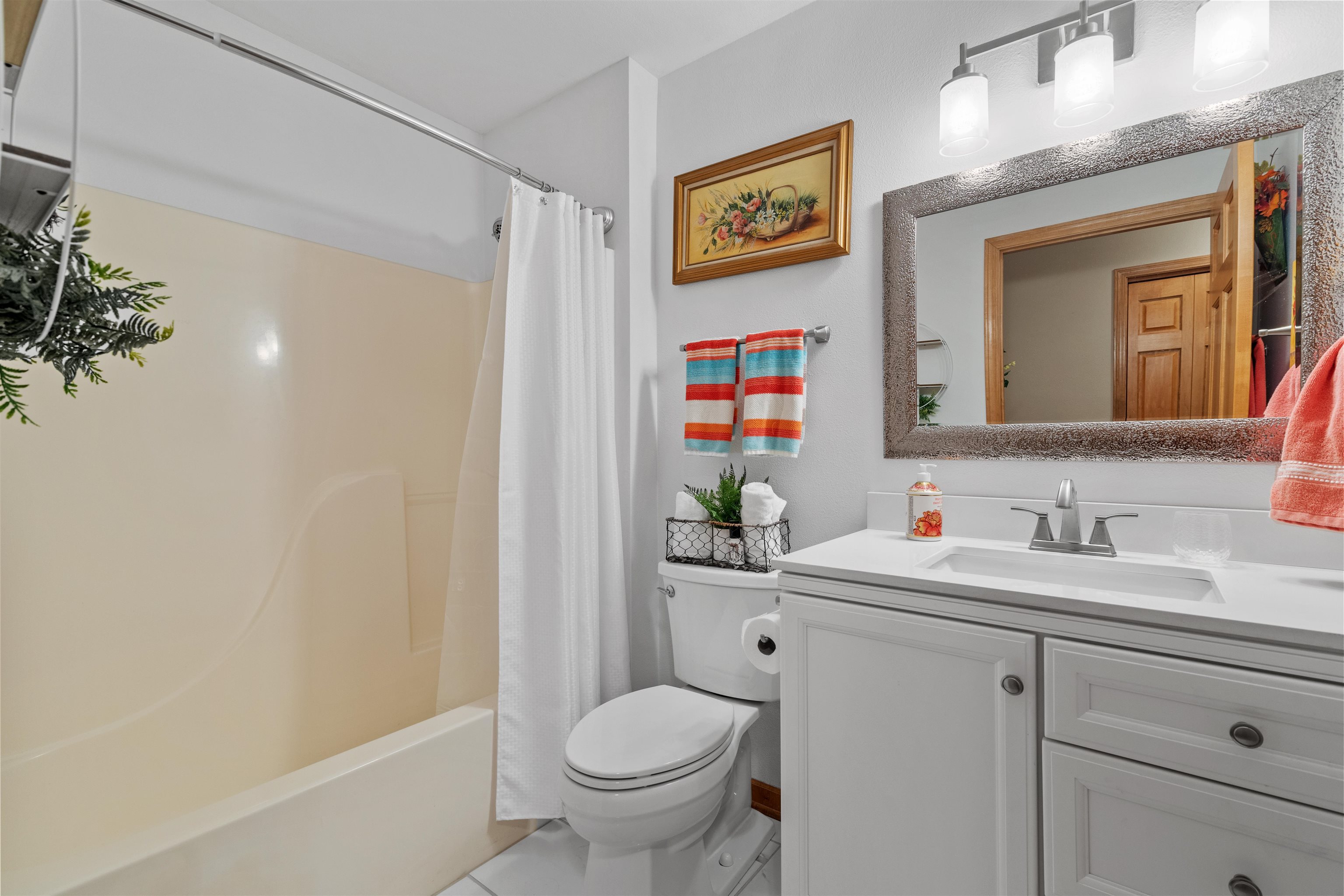 Stoughton, Wisconsin 53589, United States, 3 Bedrooms Bedrooms, ,3 BathroomsBathrooms,Residential,Active,178076