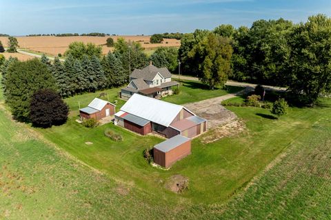 Tiny photo for N3825 County Road N, Markesan, WI 53946 (MLS # 2010156)