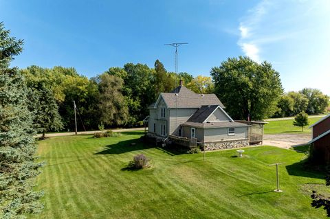 Tiny photo for N3825 County Road N, Markesan, WI 53946 (MLS # 2010156)