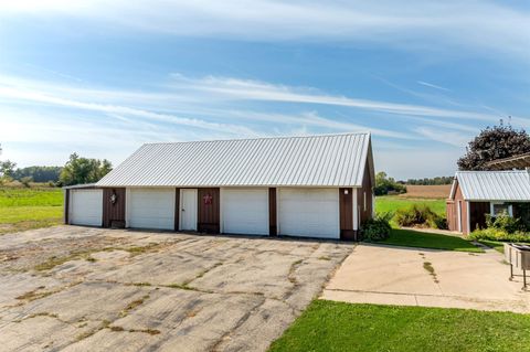 Tiny photo for N3825 County Road N, Markesan, WI 53946 (MLS # 2010156)