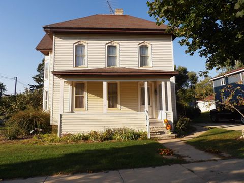 Photo of 330 W Main Street, Princeton, WI 54968 (MLS # 2008867) Photo of 330 W Main Street, Princeton, WI 54968 (MLS # 2008867)
