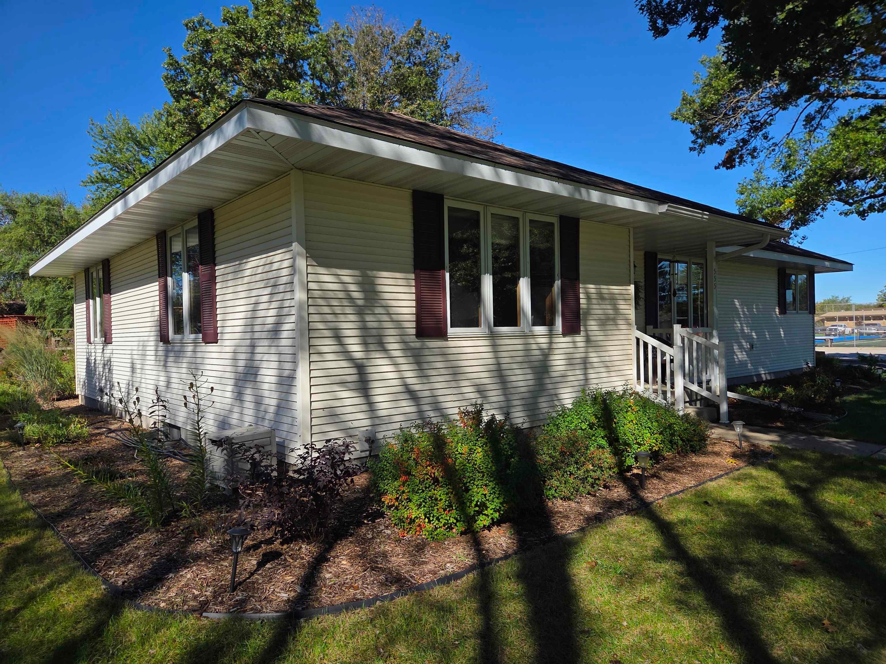555 N 4th Street