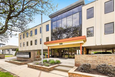 Photo of 310 N Midvale Boulevard, Madison, WI 53705 (MLS # 2024144)