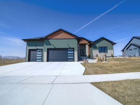 Photo of 1813 Arbor Ridge Way, Janesville, WI 53548 (MLS # 2018811)