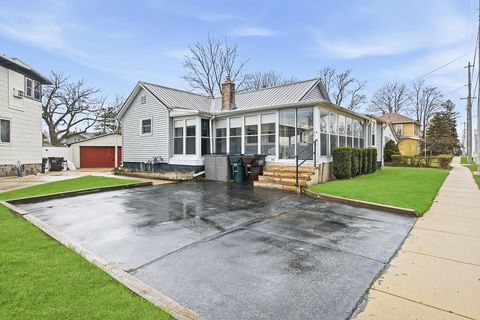 Photo of 207 Maple Street, Palmyra, WI 53156 (MLS # 2020561)