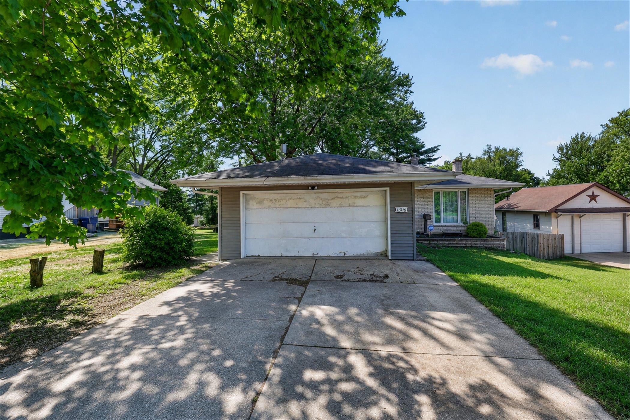 1308 Beloit Avenue