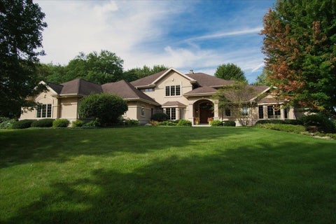 Photo of 3125 Harlan Circle, Fitchburg, WI 53711 (MLS # 2032436)