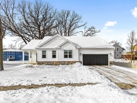 Photo of 1182 O'Keeffe Avenue, Sun Prairie, WI 53590 (MLS # 2013754)