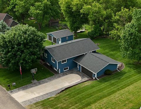 Photo of 333 Harris Street, Mineral Point, WI 53565 (MLS # 2024760)