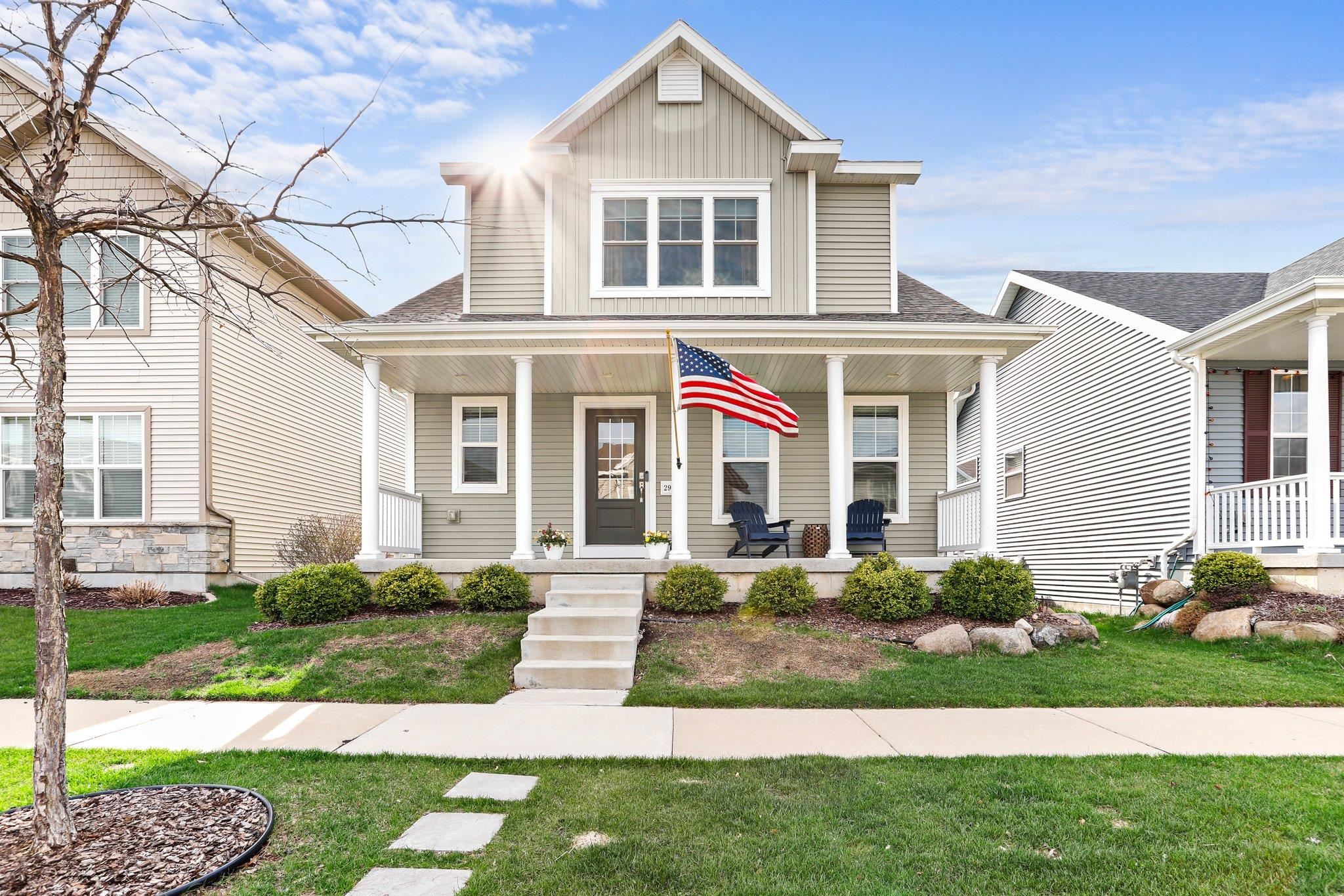 2909 Bulwer Lane