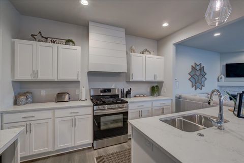 Tiny photo for 2801 Frisee Drive, Fitchburg, WI 53711 (MLS # 2012635)