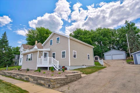 Photo of 104 Columbus Street, Lodi, WI 53555 (MLS # 2030365)