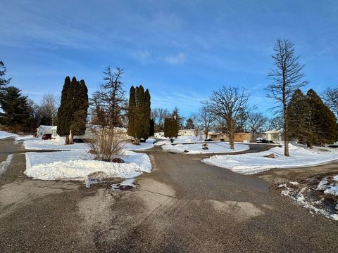 Photo of 24 Bancroft Drive, Richland Center, WI 53581 (MLS # 1990612)