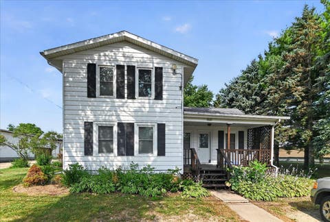 Photo of 7645 County Road N, Sun Prairie, WI 53590 (MLS # 2028918)
