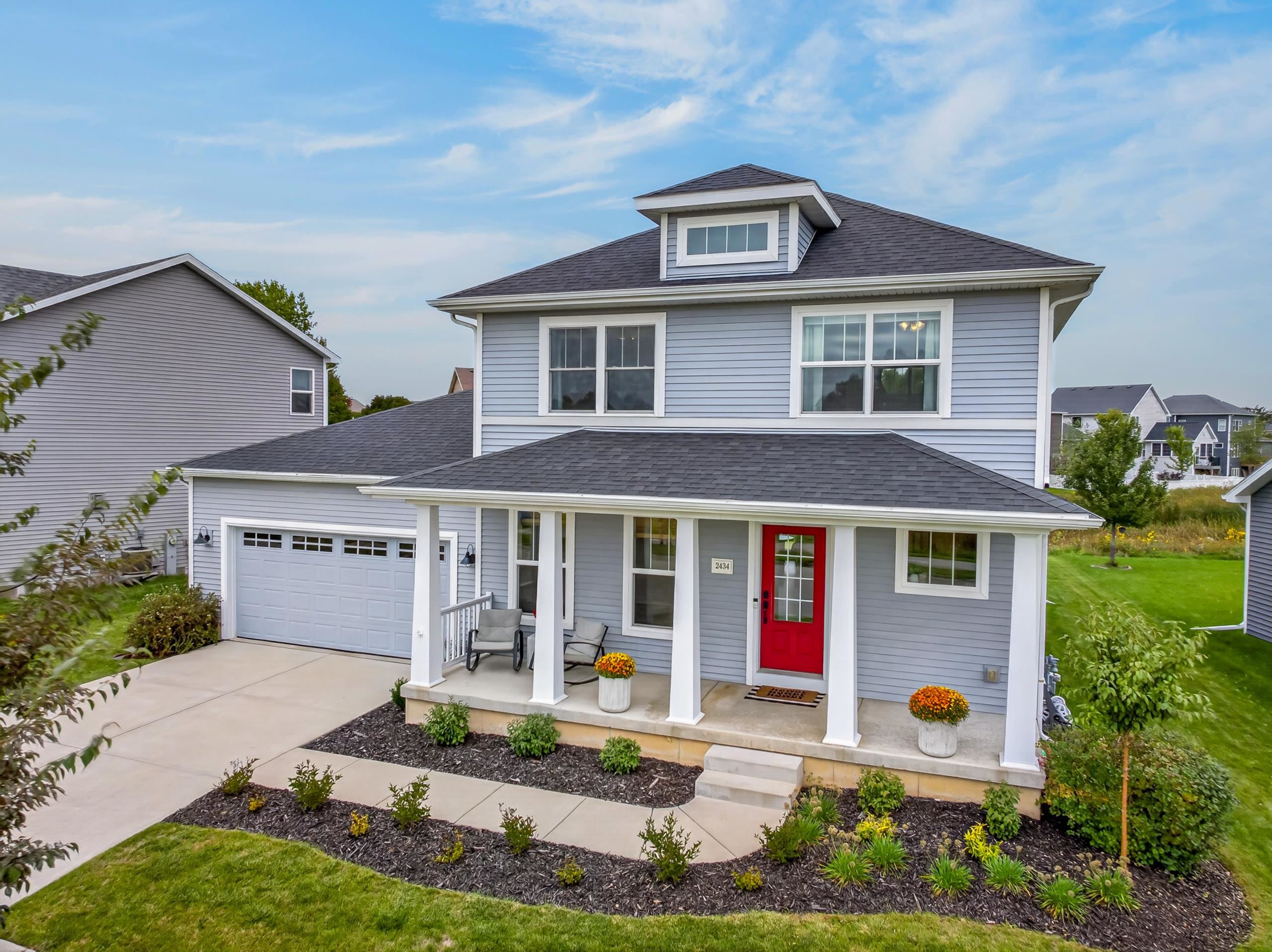 2434 Leopold Way