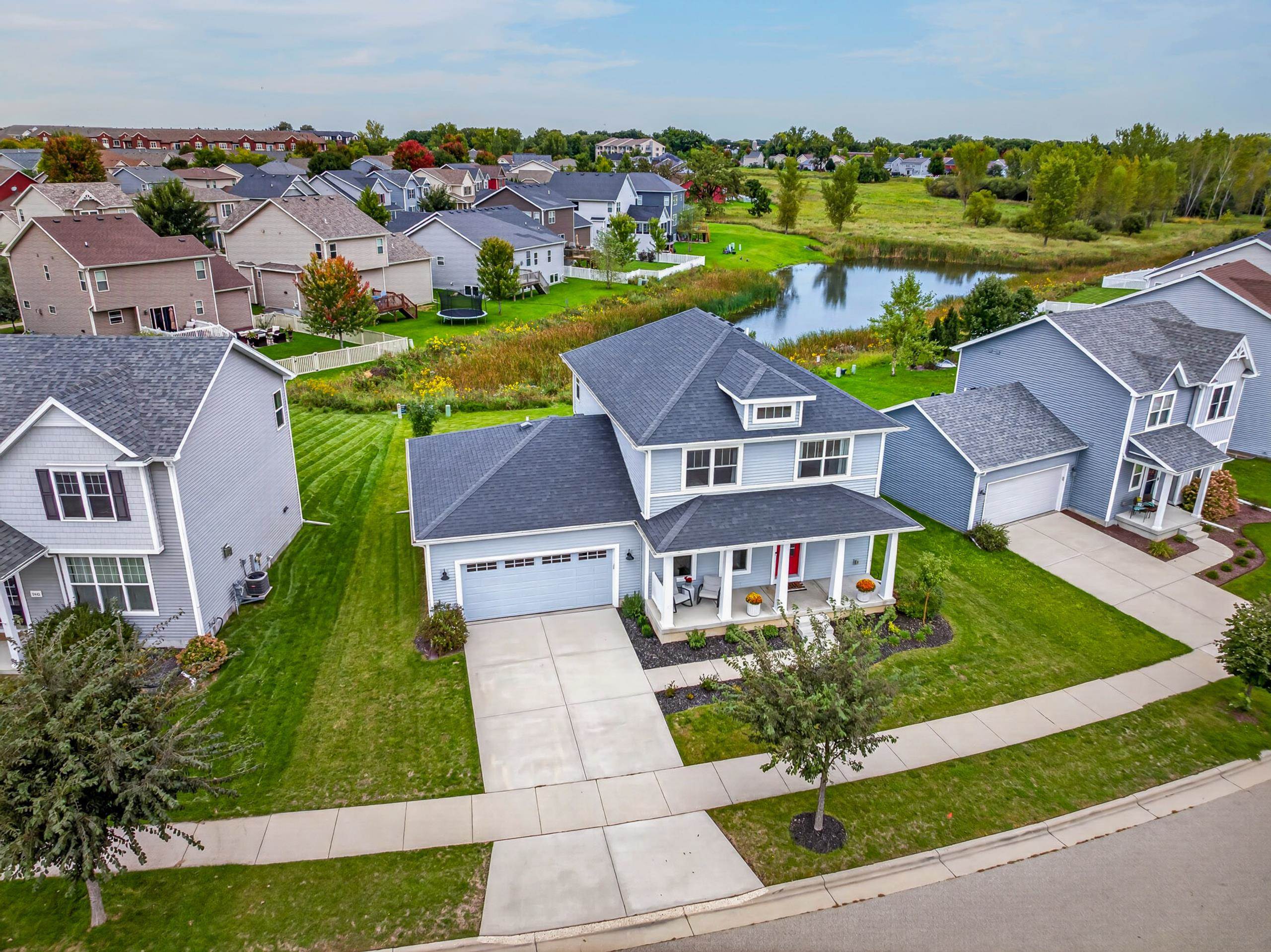2434 Leopold Way