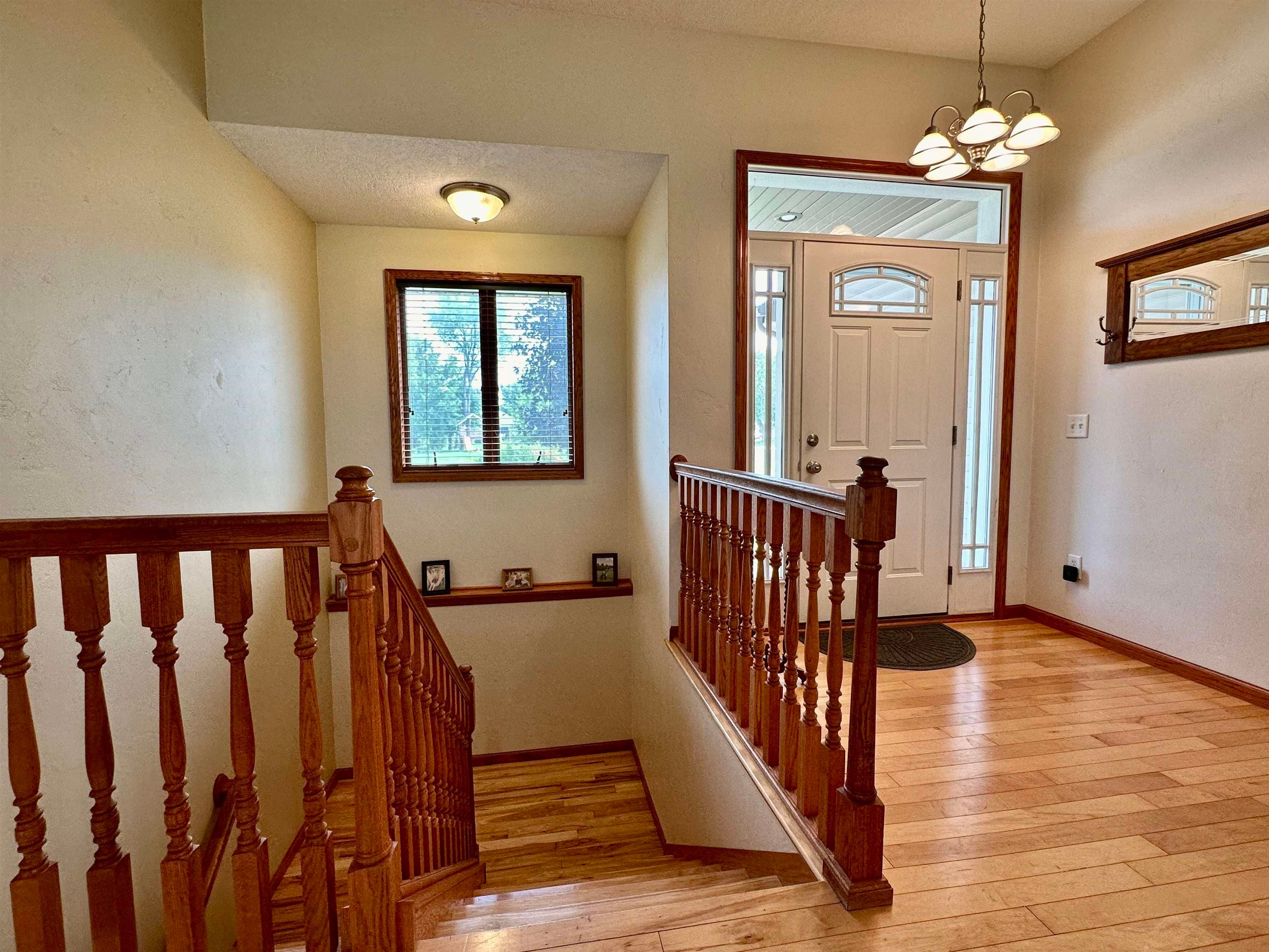 897 Tower Hill Drive - Photo 3