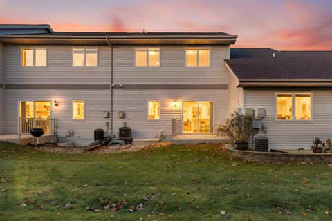 Tiny photo for 388 Alpine Meadow Circle, Oregon, WI 53575 (MLS # 2012523)