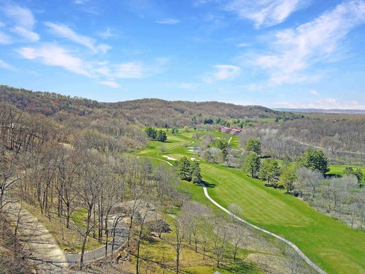 1316 S SPRINGS DR, SPRING GREEN, WI 53588 - Image 6d95b5c7387362dab5489c8d1efd5e6a/612796589
