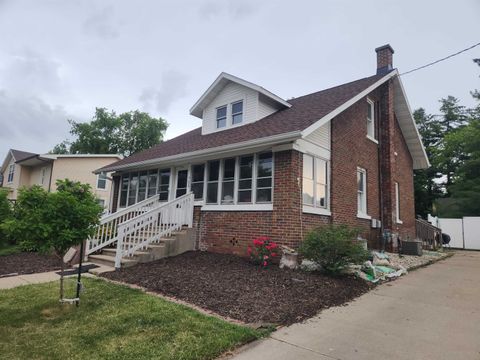 Photo of 508 W Rollin Street, Edgerton, WI 53534 (MLS # 2025797)