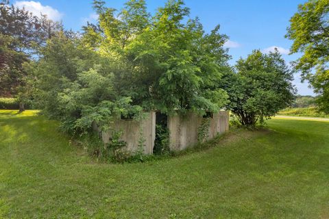 Tiny photo for W3541 Grouse Avenue, Pardeeville, WI 53954 (MLS # 2009112)