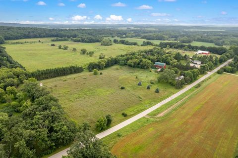Tiny photo for W3541 Grouse Avenue, Pardeeville, WI 53954 (MLS # 2009112)