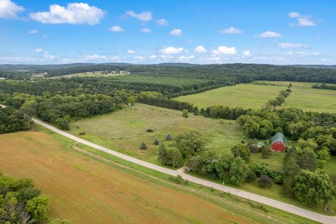 Tiny photo for W3541 Grouse Avenue, Pardeeville, WI 53954 (MLS # 2009112)