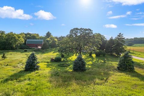 Tiny photo for W3541 Grouse Avenue, Pardeeville, WI 53954 (MLS # 2009112)