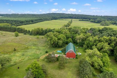 Tiny photo for W3541 Grouse Avenue, Pardeeville, WI 53954 (MLS # 2009112)