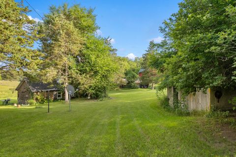 Tiny photo for W3541 Grouse Avenue, Pardeeville, WI 53954 (MLS # 2009112)