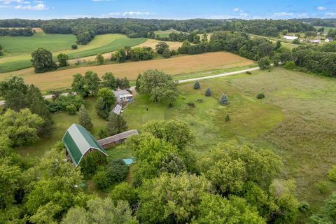 Tiny photo for W3541 Grouse Avenue, Pardeeville, WI 53954 (MLS # 2009112)