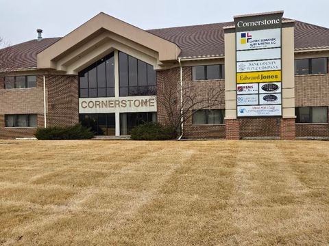 Photo of 100 Wilburn Road, Sun Prairie, WI 53590 (MLS # 1994523)