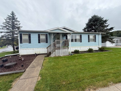 Photo of 603 Topaz Trail, Lannon, WI 53046 (MLS # 2033865)