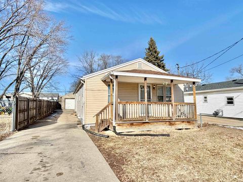 Photo of 1927 Lenox Avenue, Beloit, WI 53511 (MLS # 2016311)