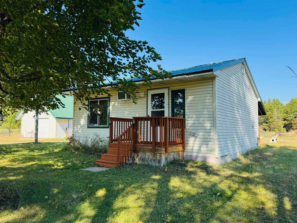 Photo for 1128 County Road C, Arkdale, WI 54613 (MLS # 2010527)