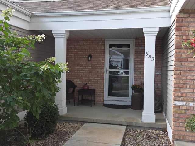985 Walnut Street