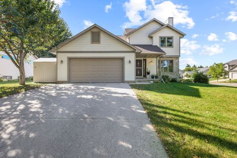 Photo of 502 Traveler Lane, Madison, WI 53718 (MLS # 2009677)