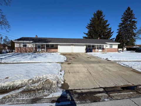 Photo of 2415-2419 Mt.Zion Avenue, Janesville, WI 53545 (MLS # 2016073)