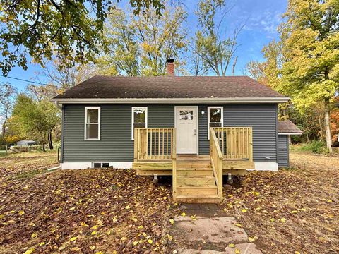 Photo of 604 N Maple Street, Orfordville, WI 53576 (MLS # 2010976)
