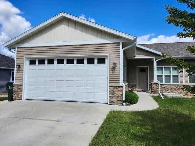 720 Forest Edge Drive