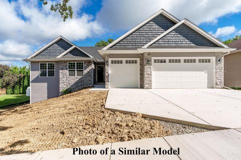 Photo of 820 N Waveland Road, Janesville, WI 53548 (MLS # 2019682)