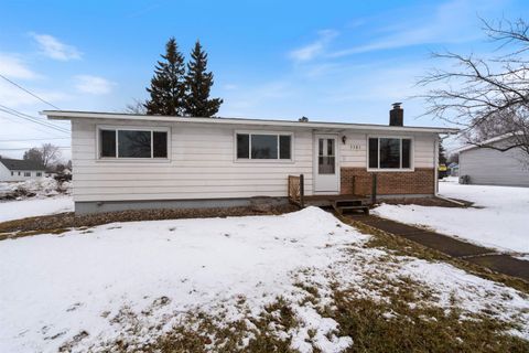 Photo of 5301 E 4th Street, Superior, WI 54880 (MLS # 2018339)