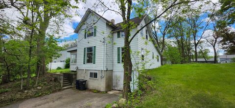 Photo of 215 W Mill Street, Poynette, WI 53955 (MLS # 2023860)