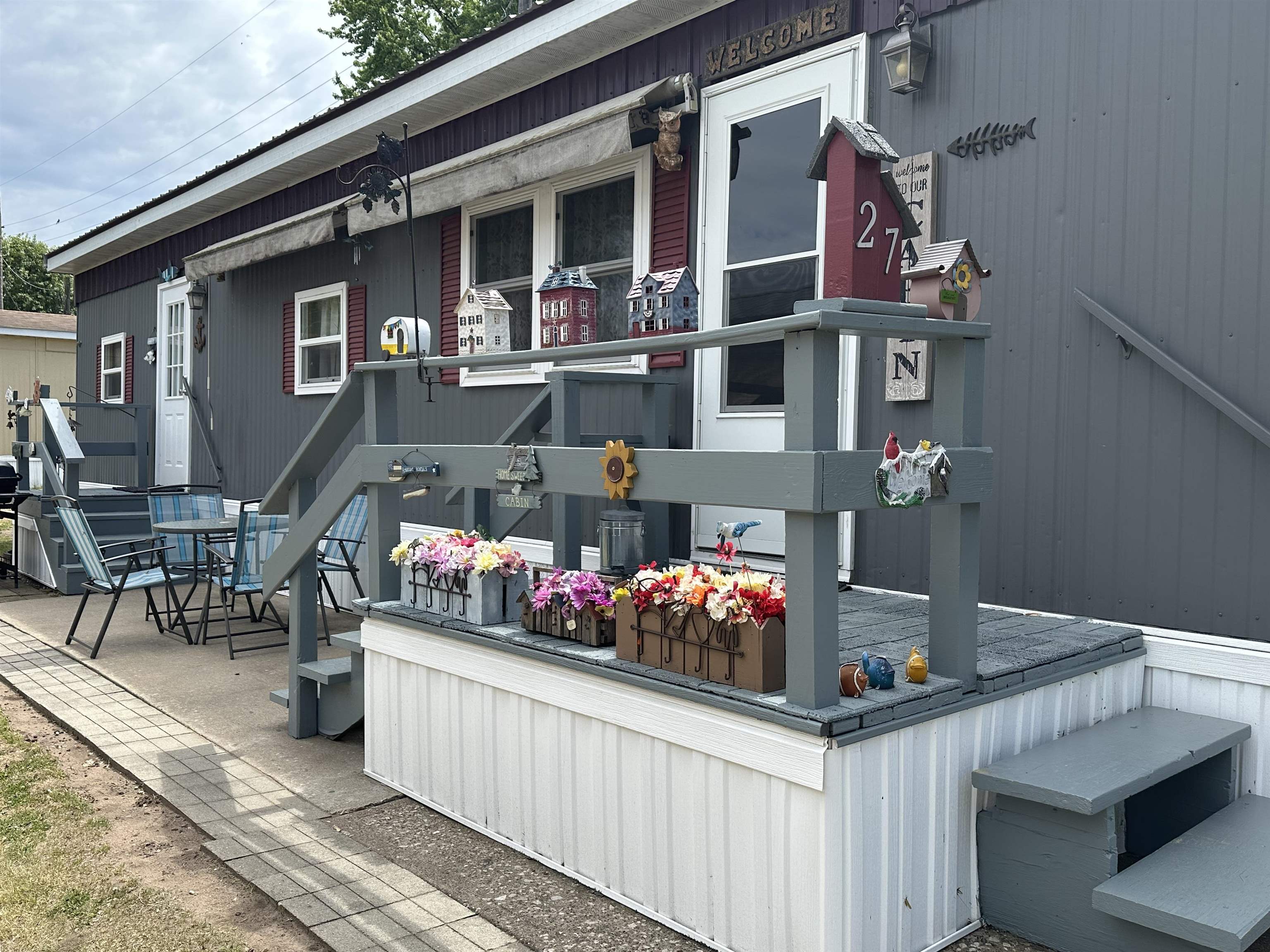 555 Ripley Court