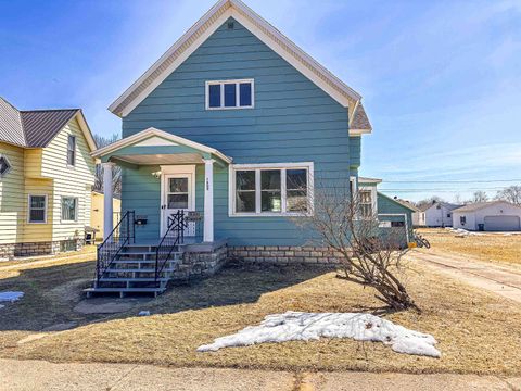 Photo of 1609 Mary Street, Marinette, WI 54143 (MLS # 2020386)