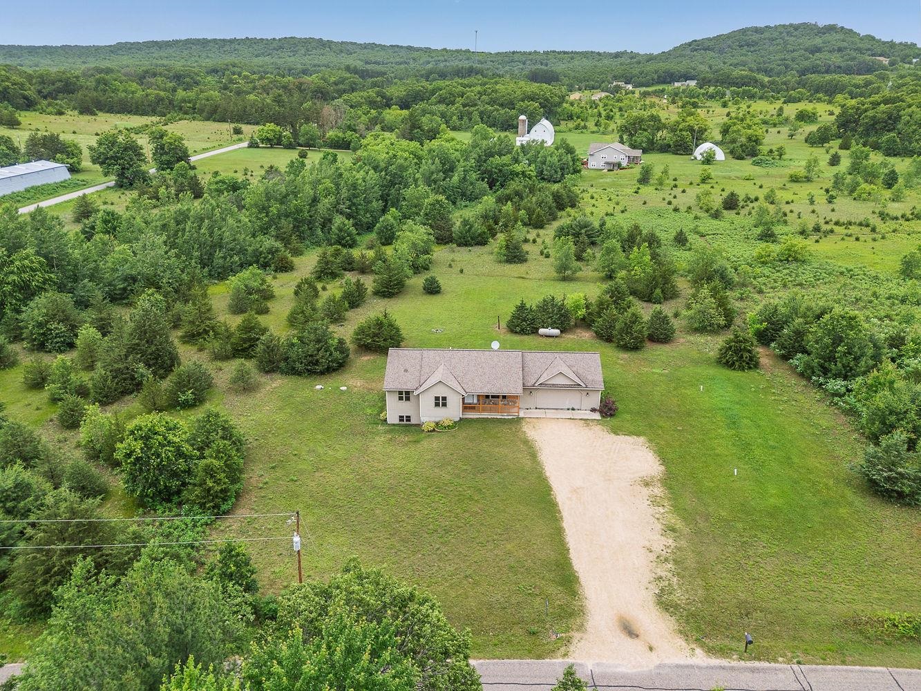 Wisconsin Dells, Wisconsin 53965, United States, 4 Bedrooms Bedrooms, ,3 BathroomsBathrooms,Residential,Active,165041